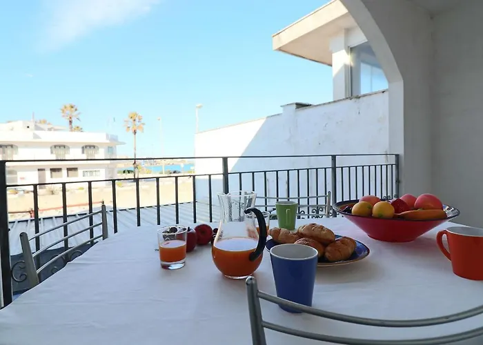 Holiday Home Arianna Elegance And Comfort In The Heart Of Otranto 펜션 *