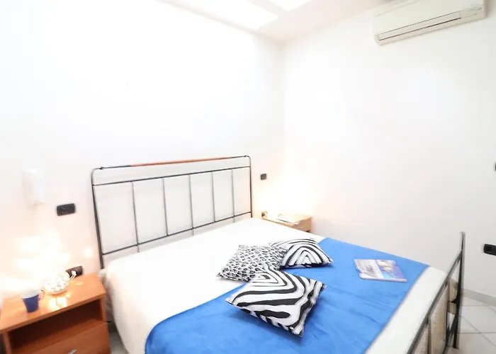 Holiday Home Arianna Elegance And Comfort In The Heart Of Otranto 펜션 *